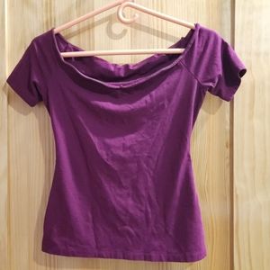 GUESS- Purple short sleeve top with cut out back